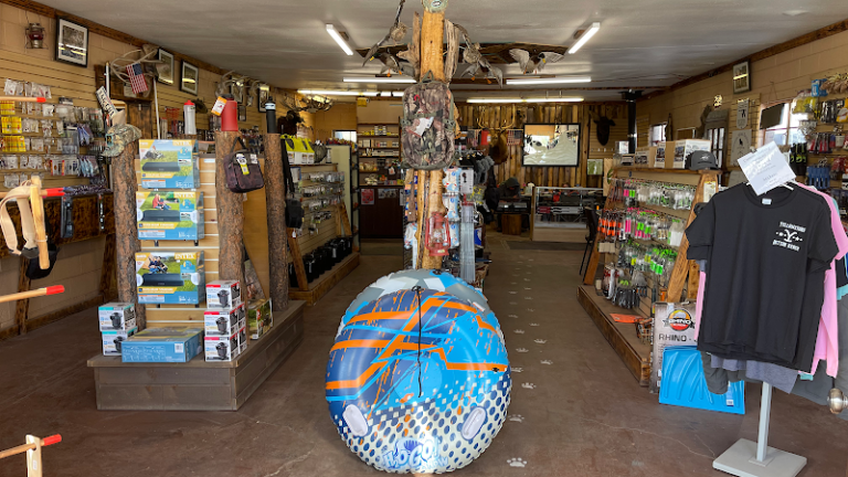 bucks outdoor and feed 1 768x432