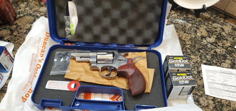 duncans outdoor shop 1 768x363